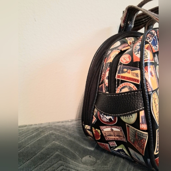 Sydney Love Hotel Travel Stamps HandBag - Picture 2 of 9